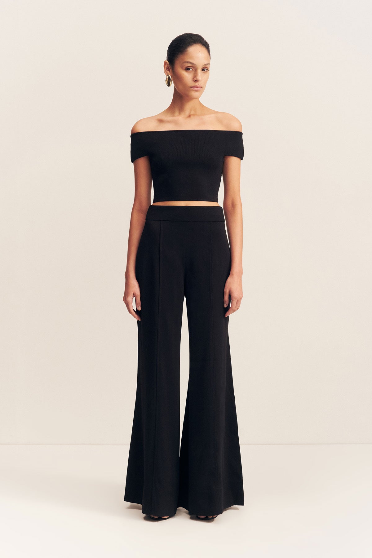Basic Off Shoulder Top // Black
