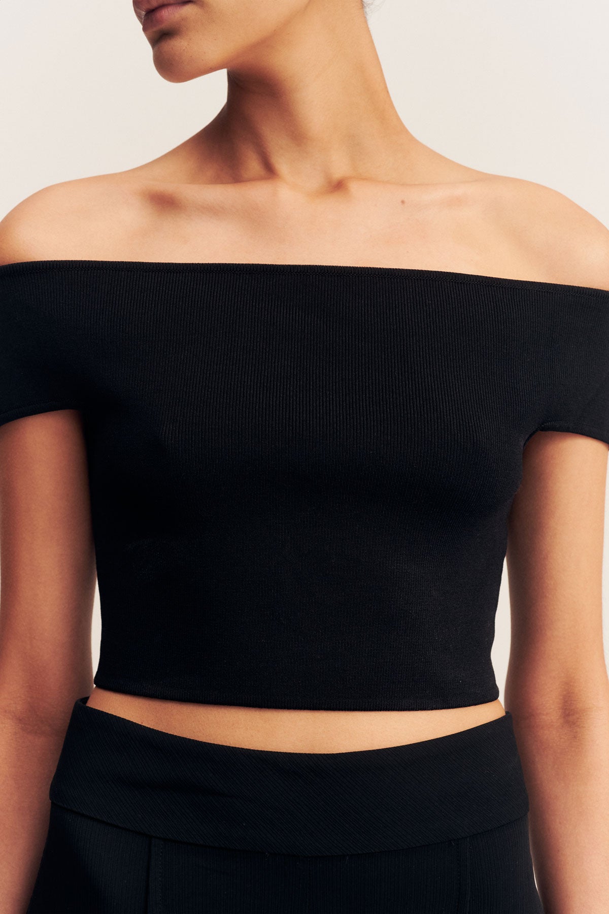 Basic Off Shoulder Top // Black