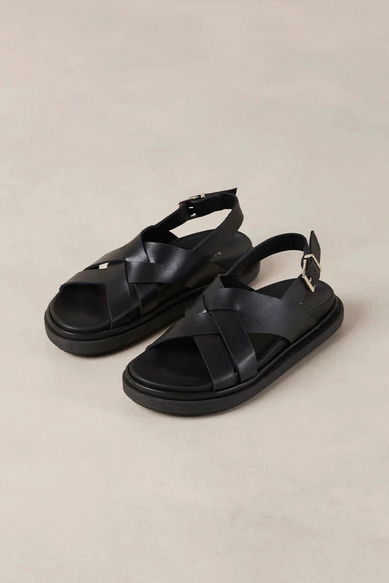 Trunca Padded Slides // Black