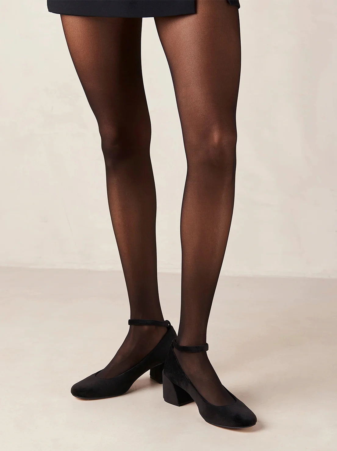 Antoine Pumps // Velvet Black