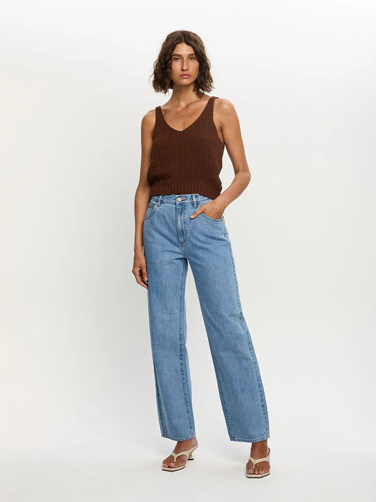 Brigette Straight Jean // Blue