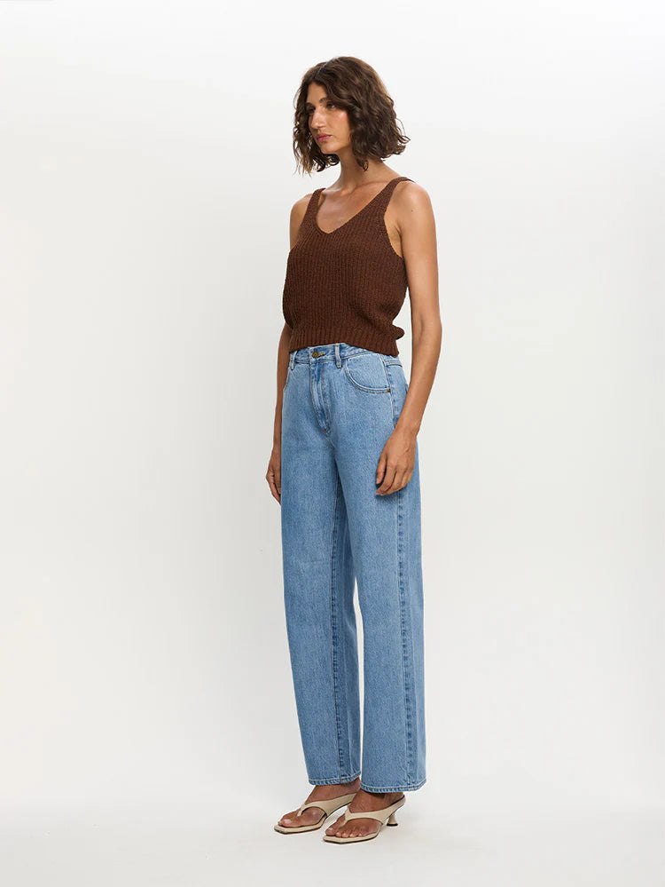 Brigette Straight Jean // Blue