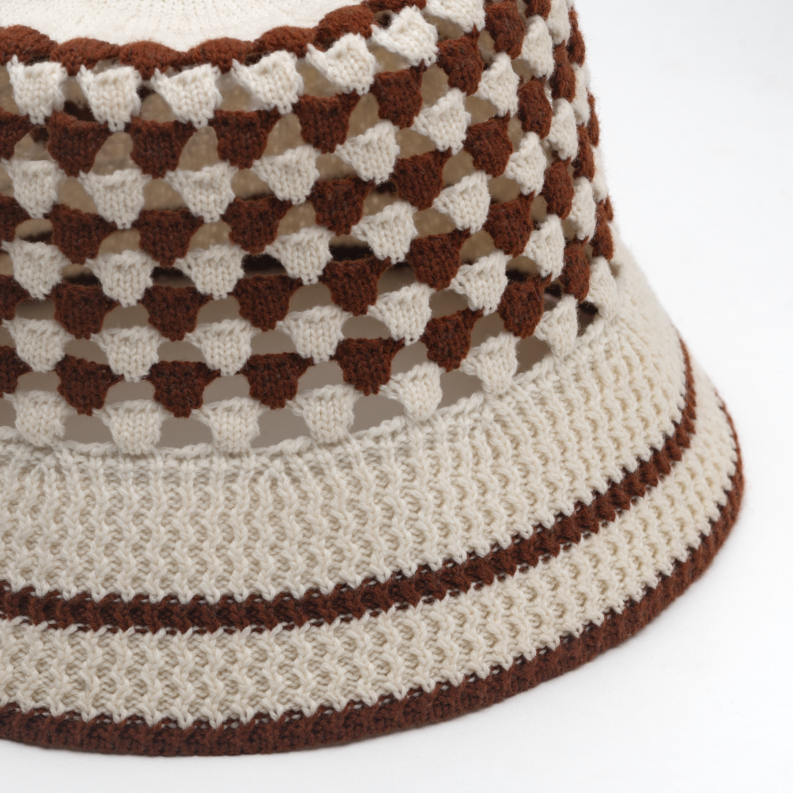 Chelsea Bucket // Brown