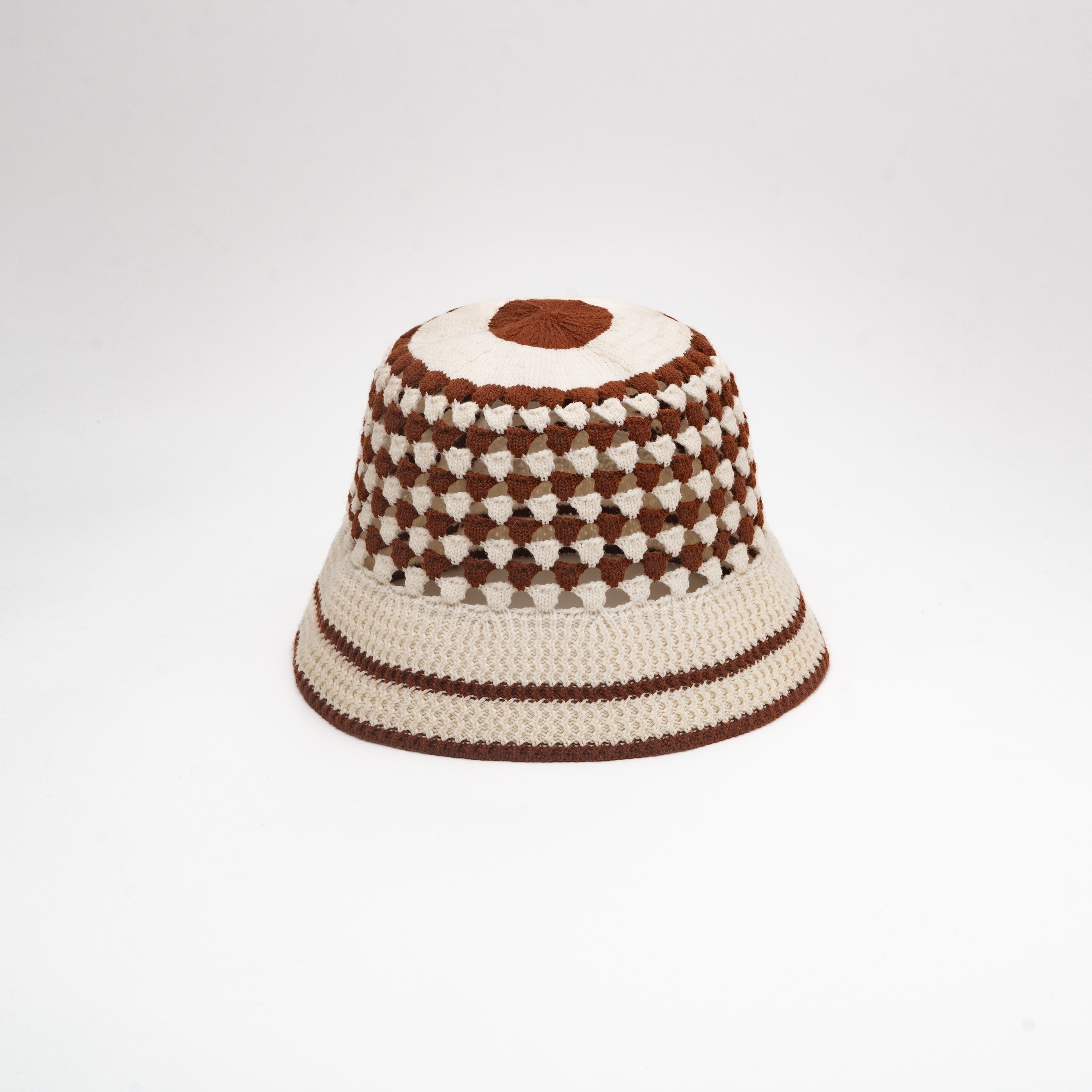 Chelsea Bucket // Brown