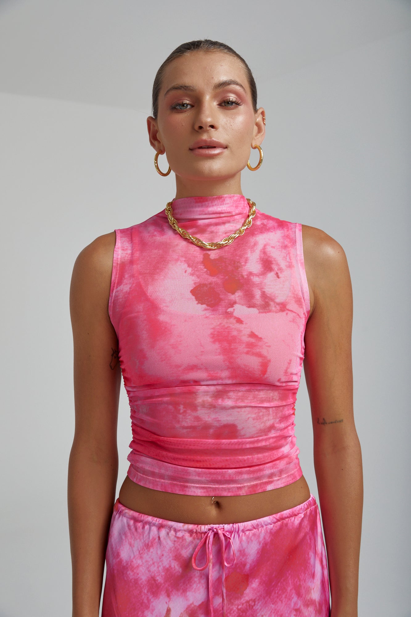 Mesh High Neck Tank // Hibiscus
