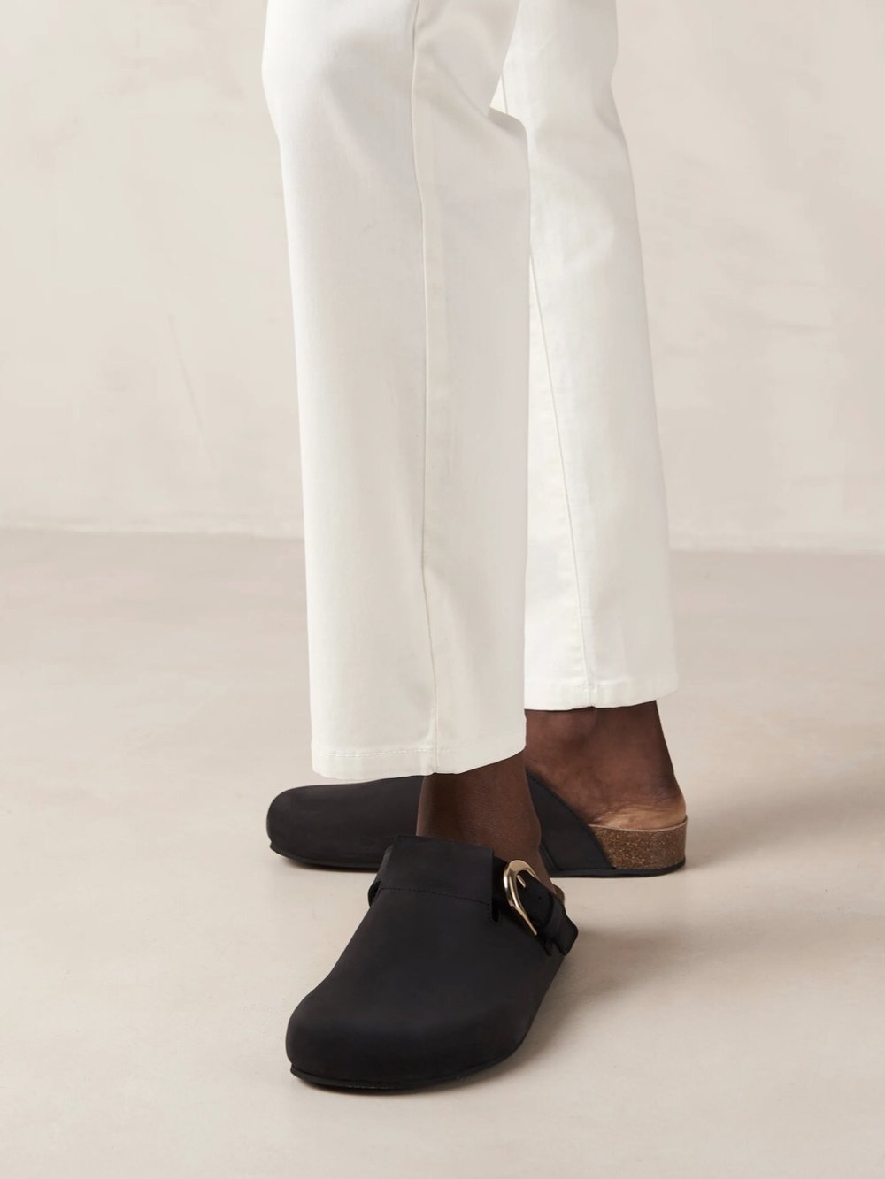 Travis Mules // Black Leather