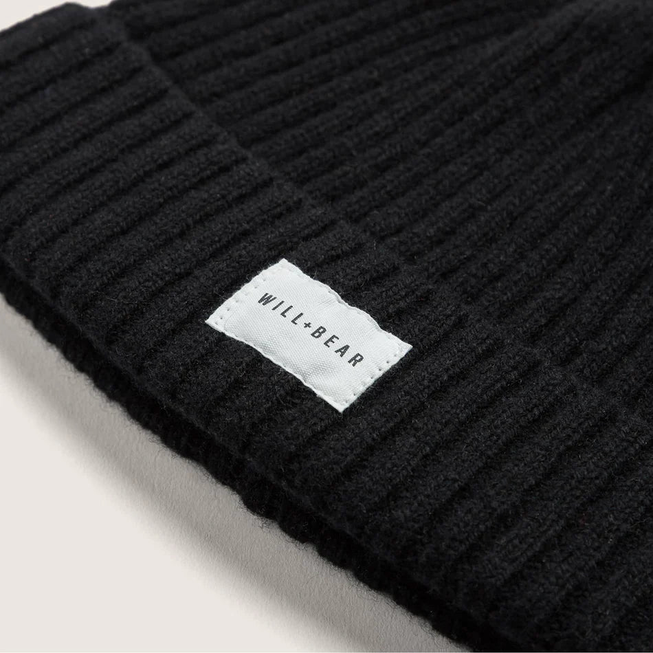 Levi // Black
