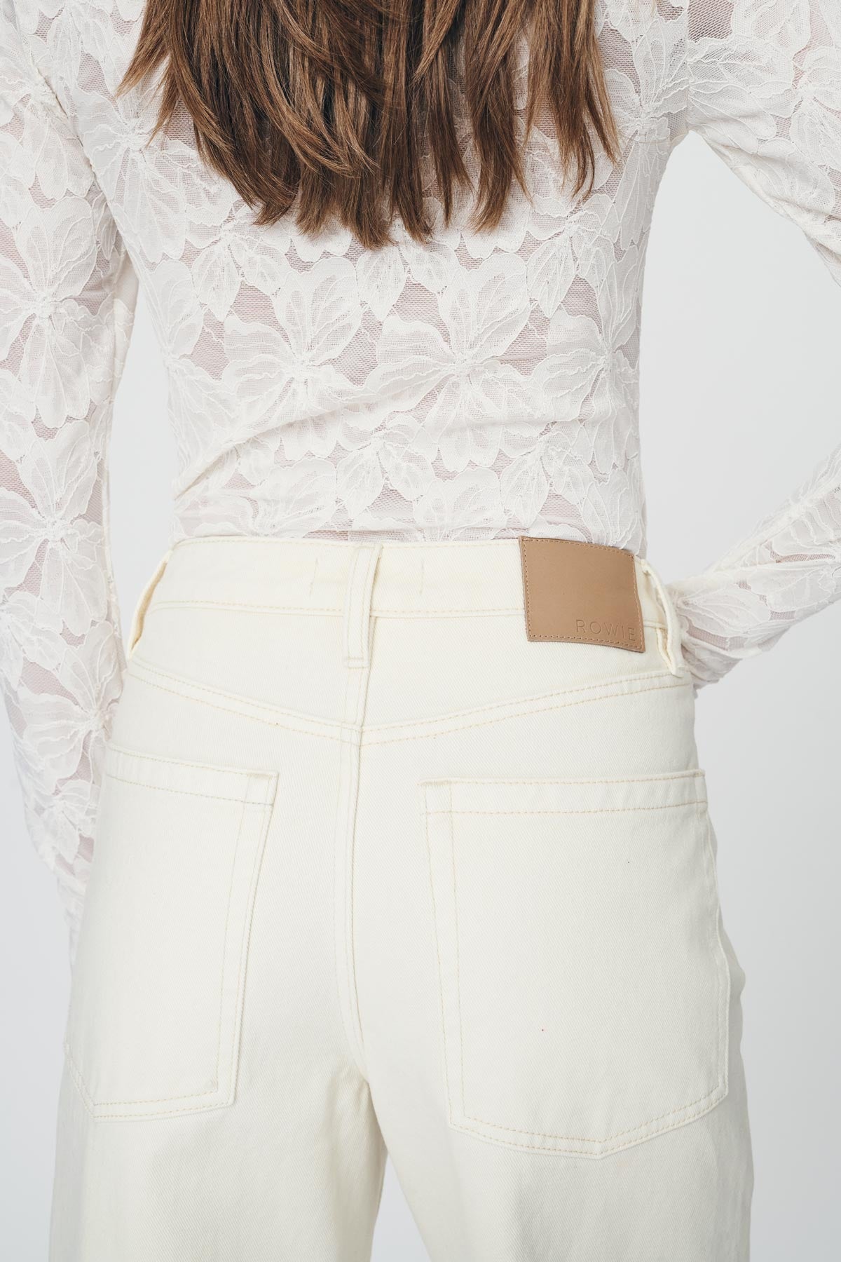 Molly Classic Jeans // Chalk