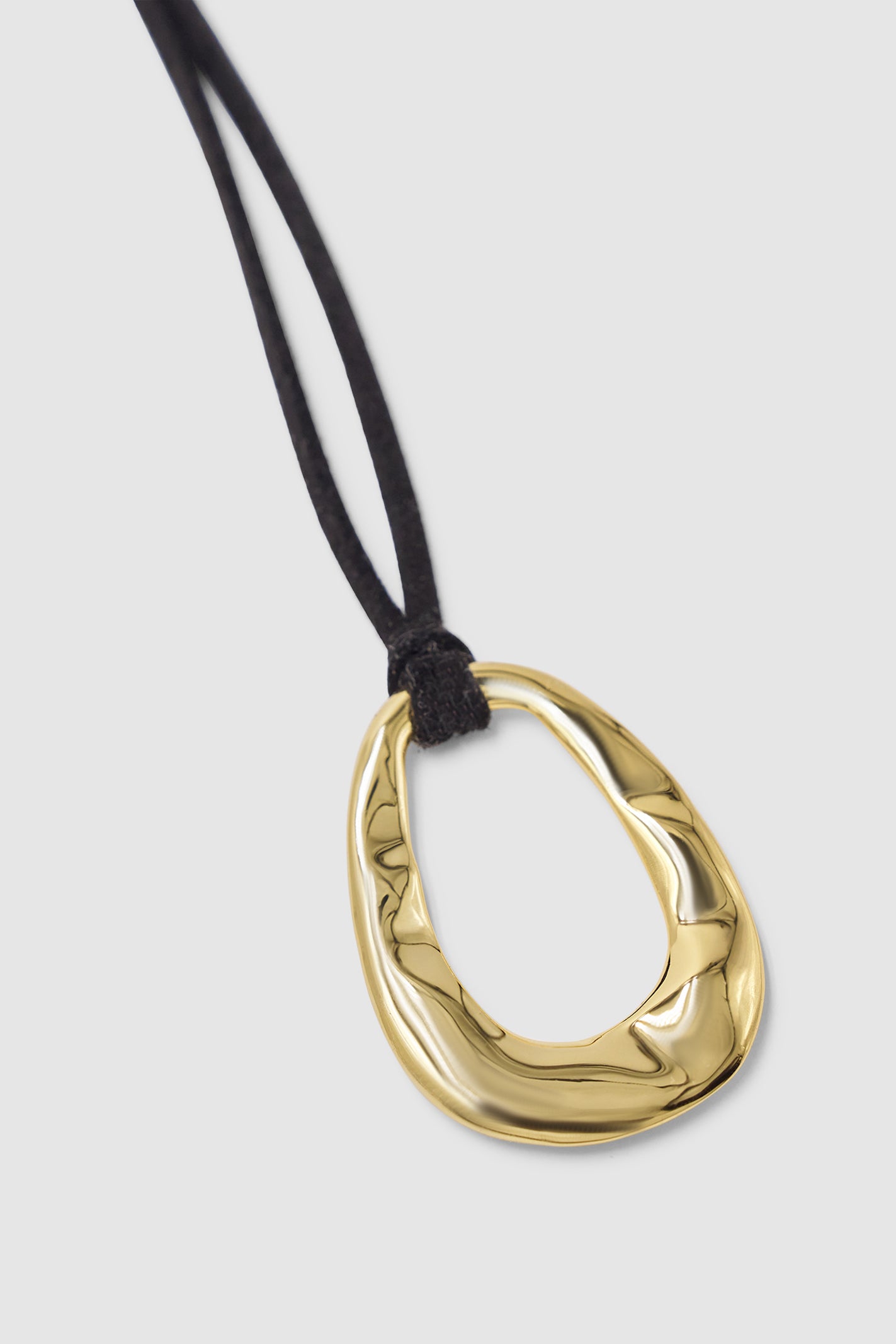 Ondina Pendant Necklace // Gold