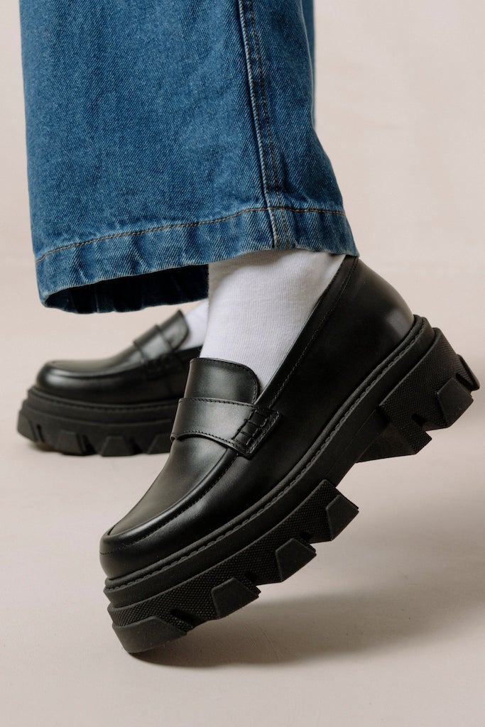 Trailblazer Loafers // Black
