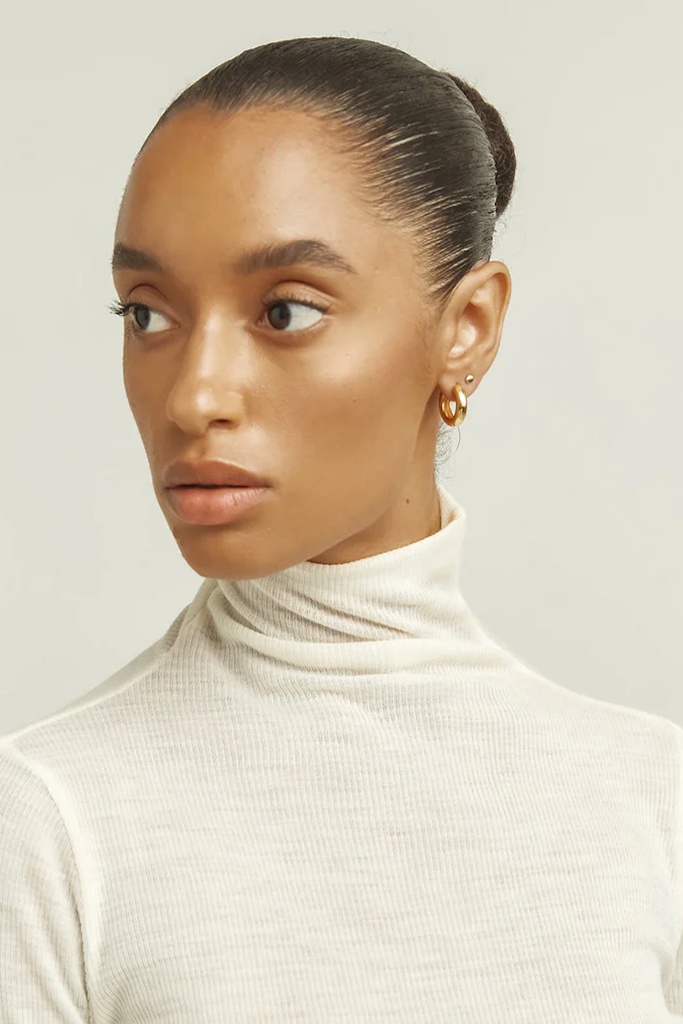 Everyday Bebe Hoop Earrings