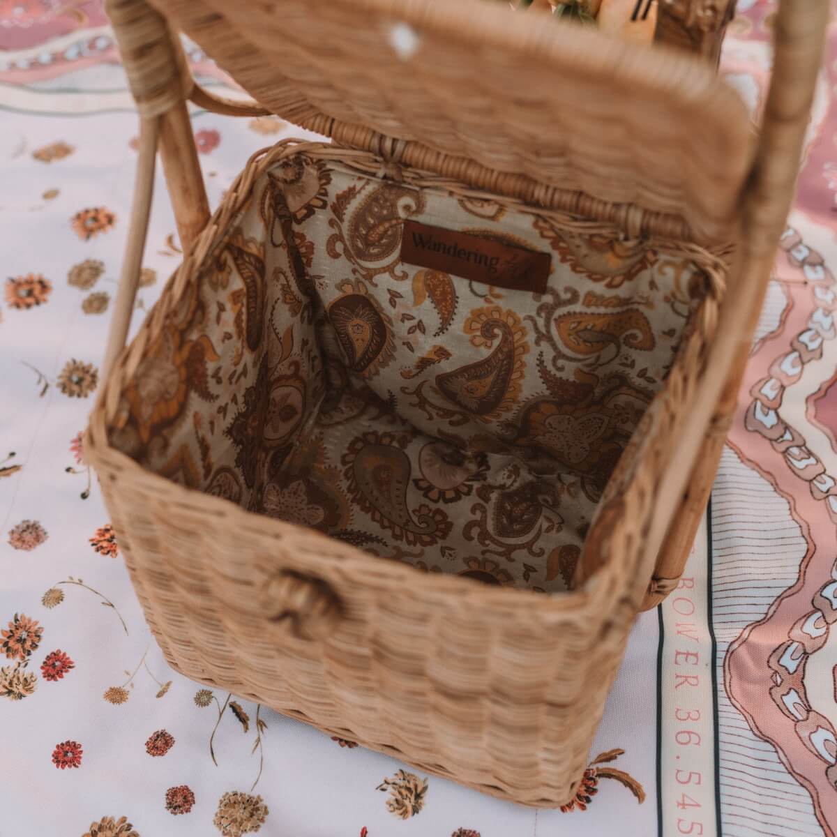 Lovers Picnic Basket