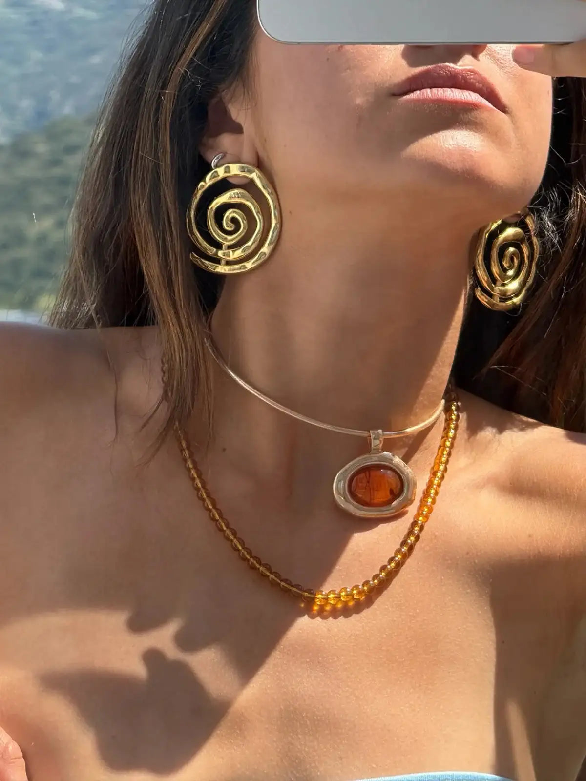 Alba Necklace // Amber