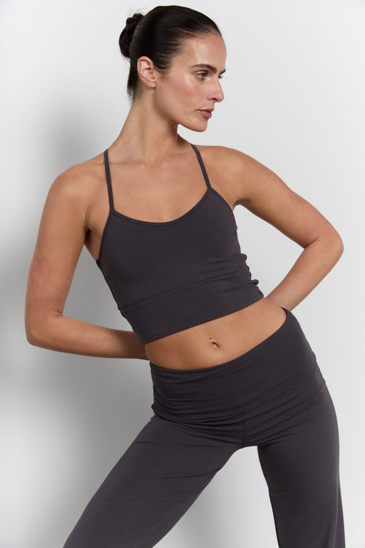 Flow Crop // Slate