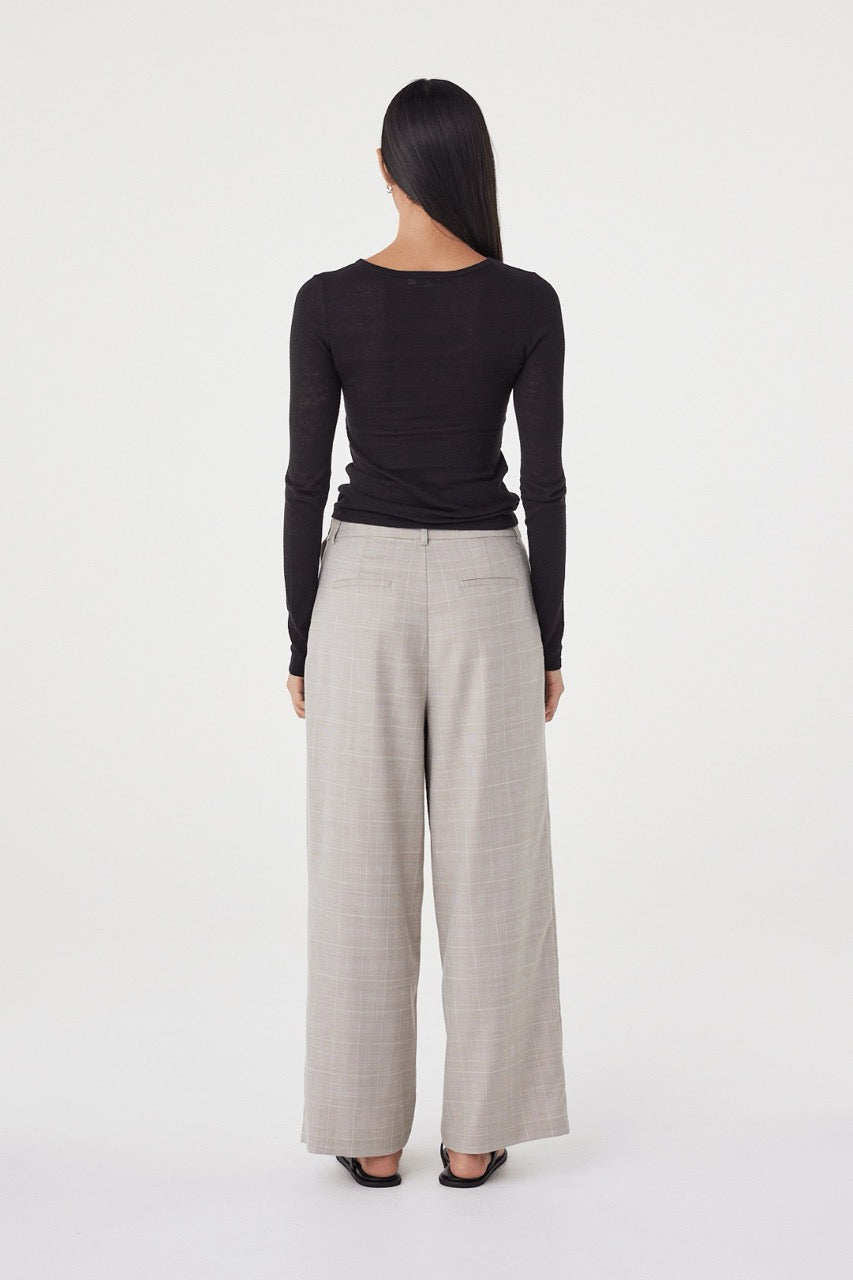 Aston Long Sleeve Top // Black