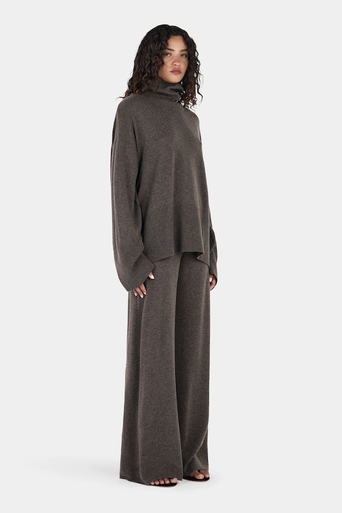 Bay Cashmere Jumper // Charcoal