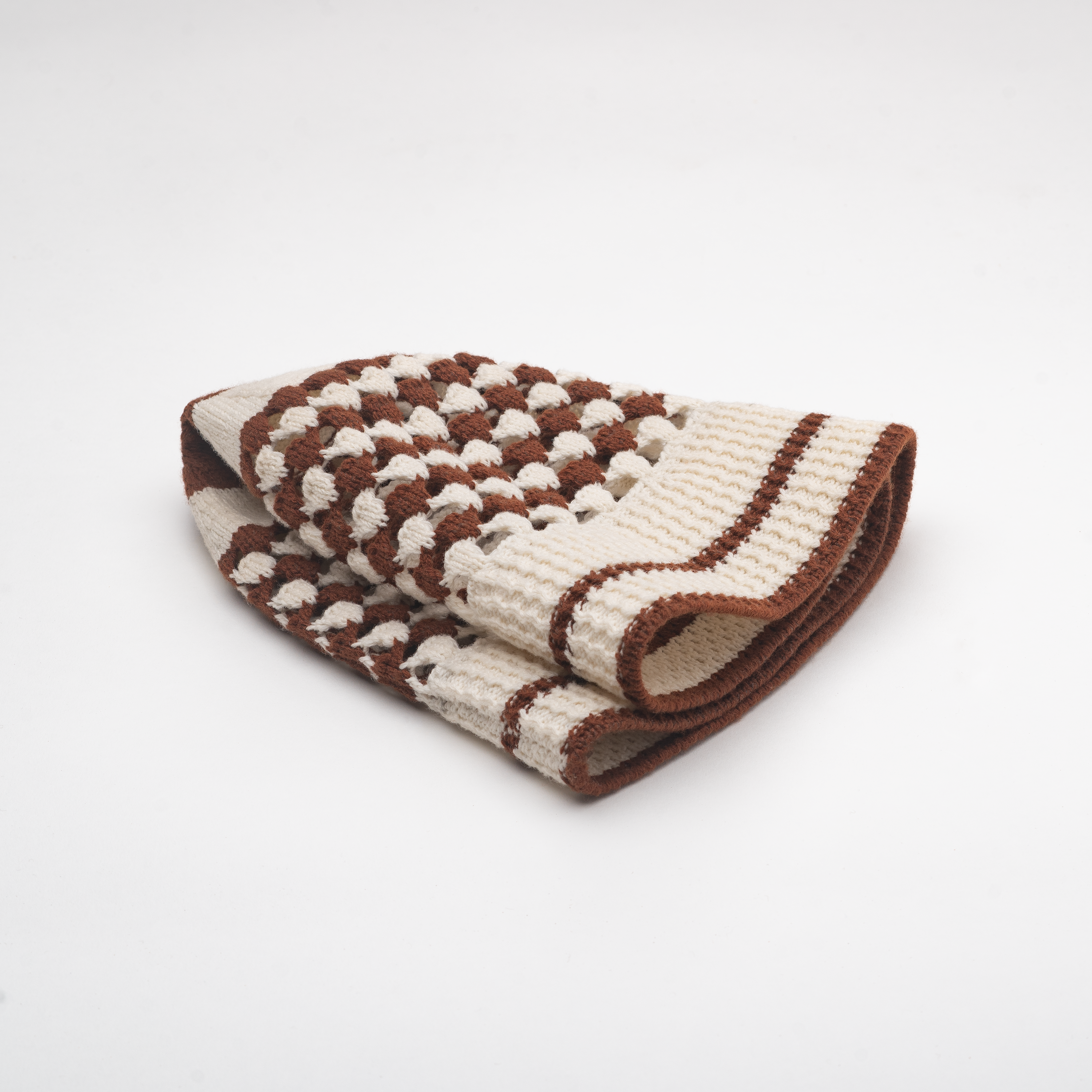 Chelsea Bucket // Brown