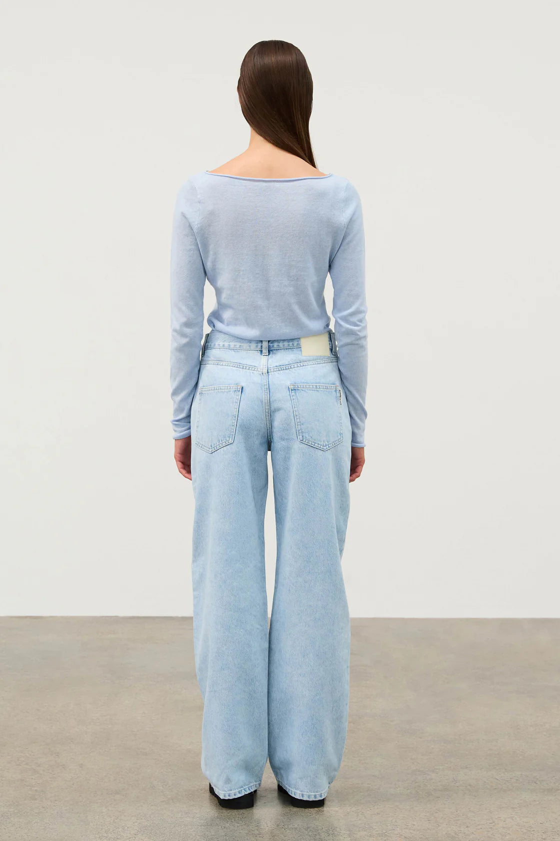 Mid Rise Recycled Denim Jean // Light Wash