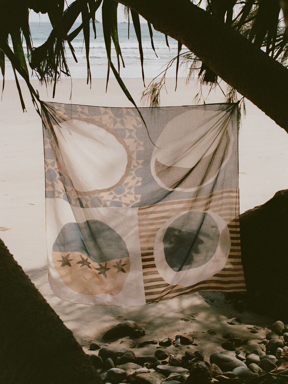Square Pareo // Lunar