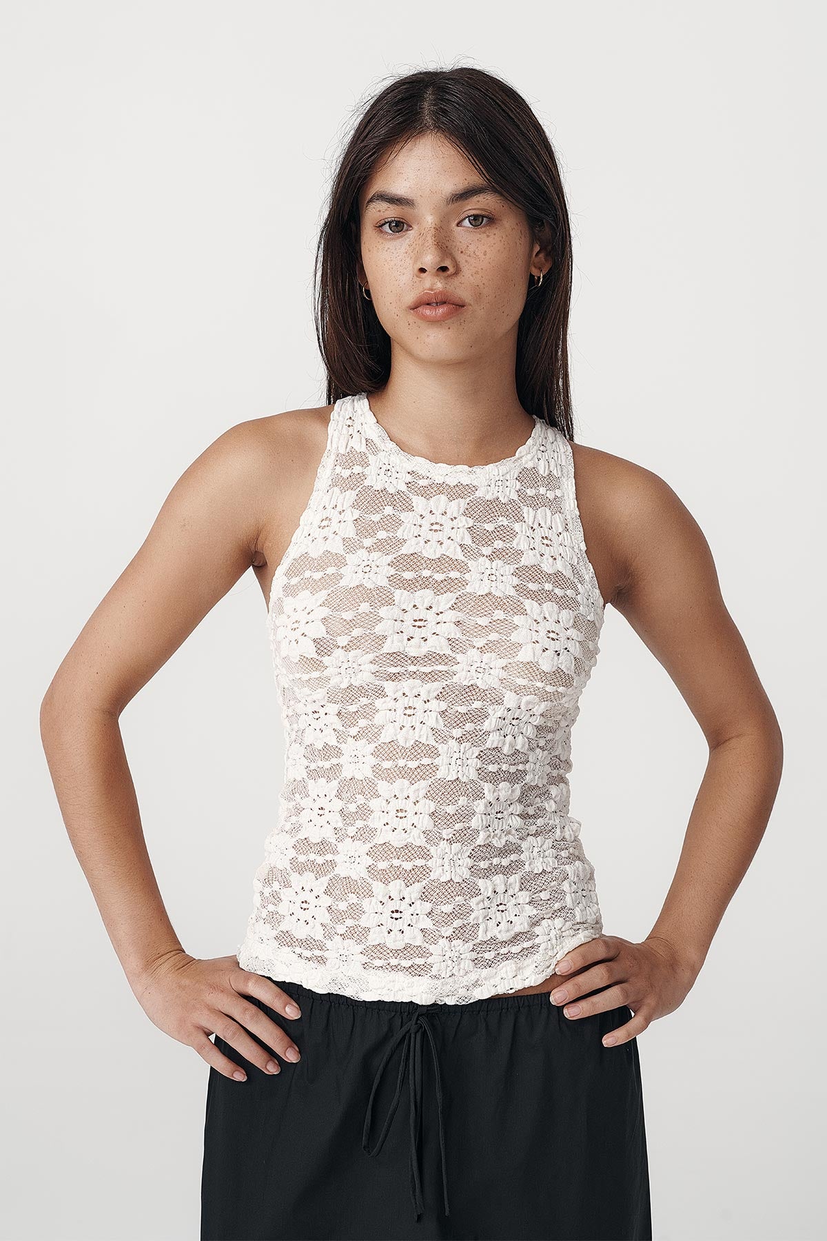 Sloane Sunflower Lace Tank // Creme