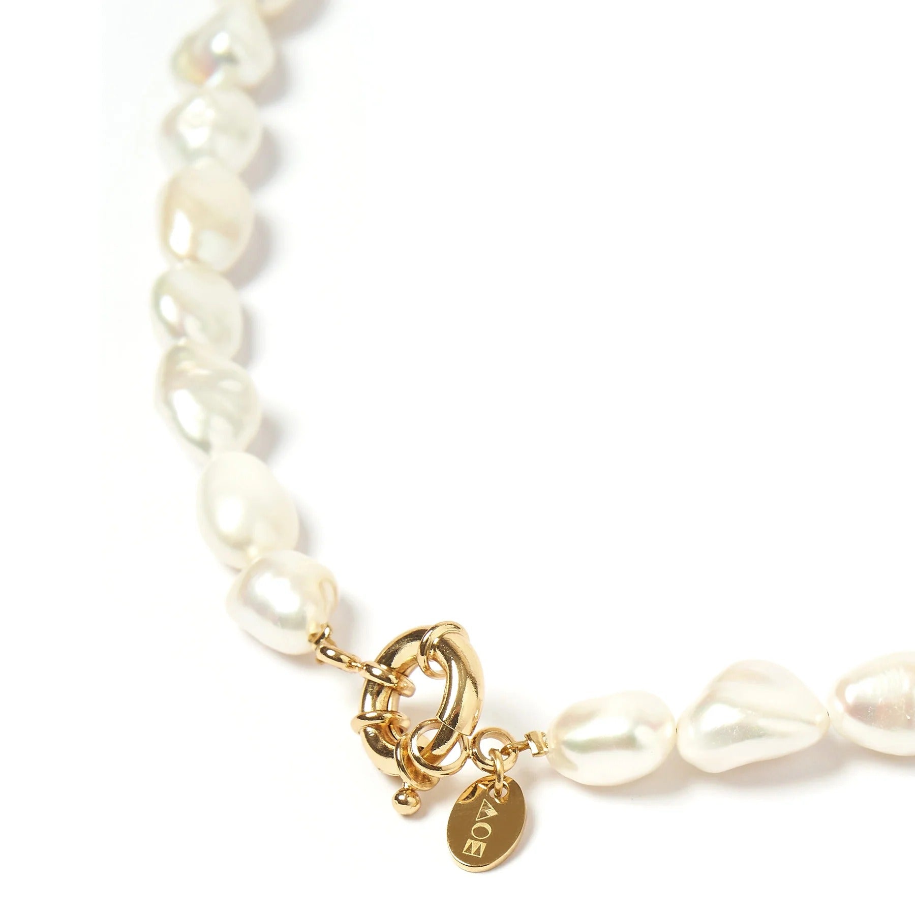 Cali Pearl Necklace
